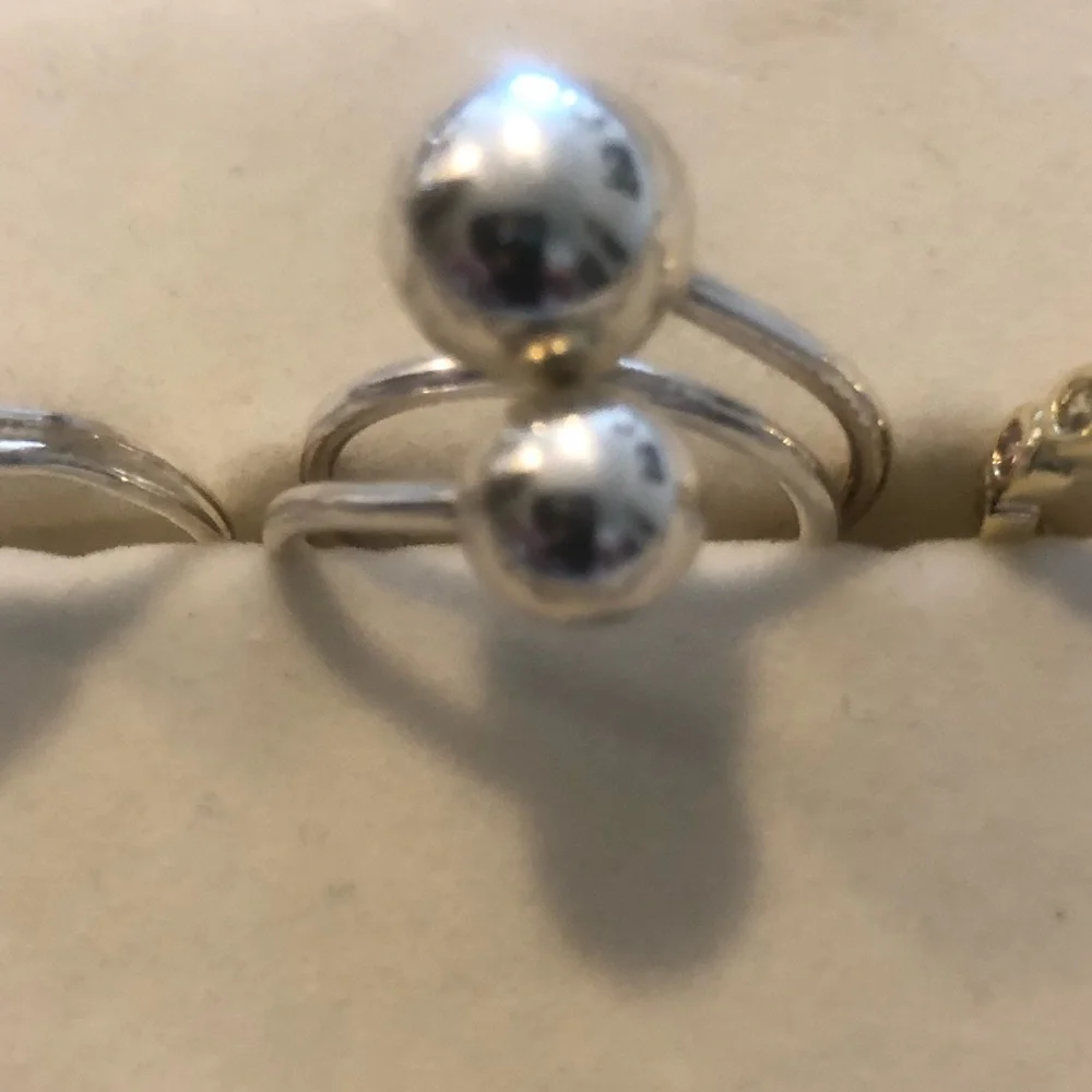Minimalist Silver Double Ball Ring